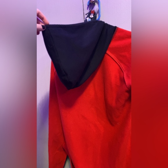 red under armor hoodie - Picture 13 of 13